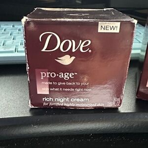 Dove Pro-Age Rich Night Cream - Brown